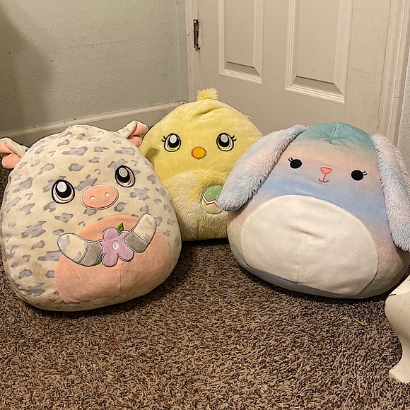 Easter themed bundle squishmallows. - Picture 1 of 4